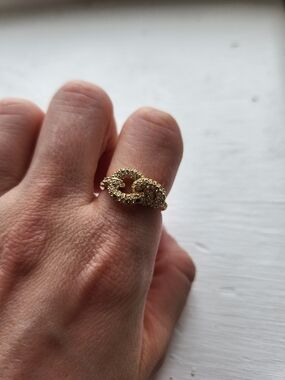 Swarovski Gold Knot Ring Size 58
